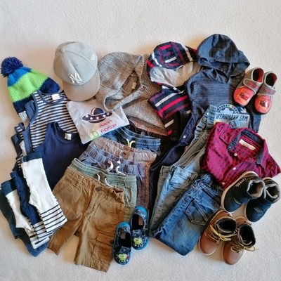  EIN ZWEITES LEBEN  FÜR KINDER KLEIDUNG UND SCHUHE JUNGE GR. 98/104 PAKET