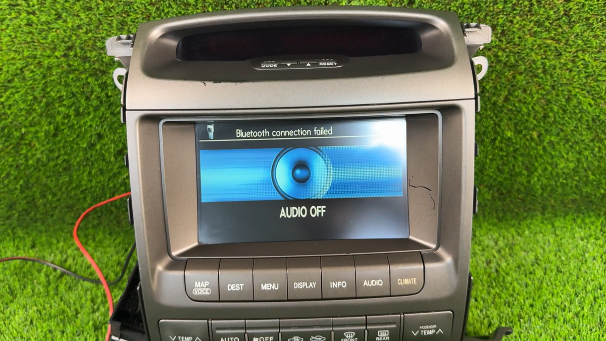 Lexus GX470 07-09 Navigation Display screen with radio Reciever