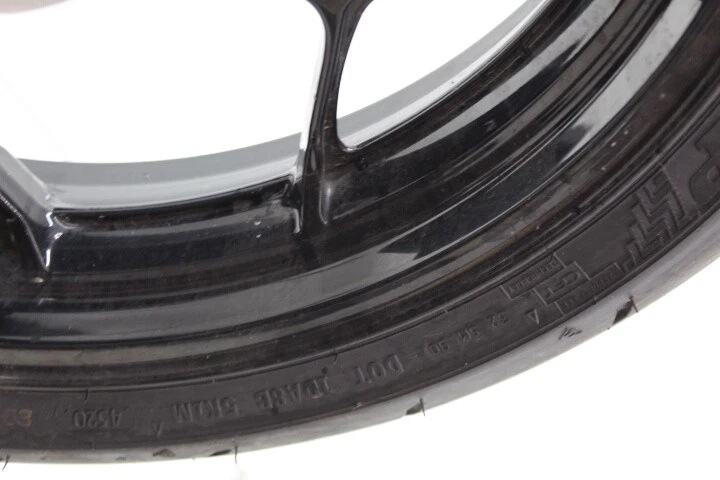 Llanta delantera Kawasaki Ninja ZX14R 12-21 (DOBLADA) Foto 3 de 4