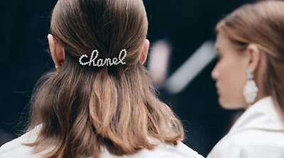 Chanel Gold Pearl Small Hair Clip On Bag Accessories Gumtree