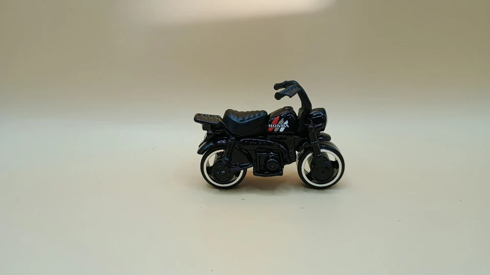 Scooter raro Hot Wheels TH Treasure Hunt negro HONDA MONKEY Z50 Foto 4 de 4