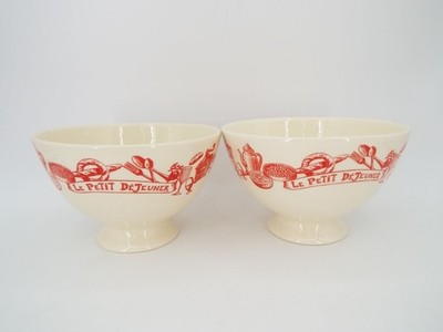Pair of Le Comptoir De Famille France Le Petit De'Jeuner Pedestal Bowls