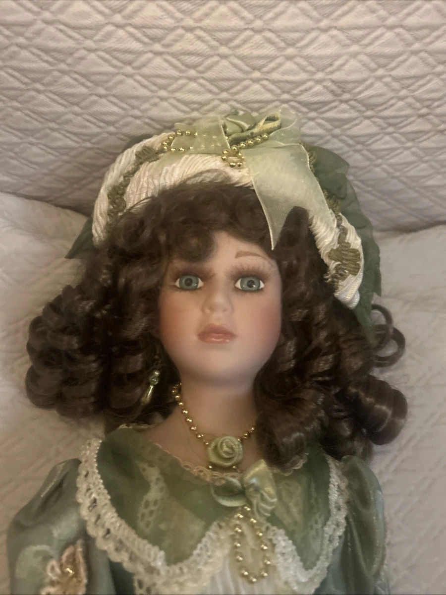 Timeless Treasures Vanessa Special Edition Porcelain Doll 2003