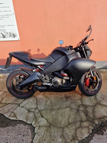 Buell CR 1125 Umbauten einiges neu - Bild 2 von 12