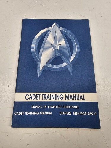 PC MacPlay 1997 Star Trek Cadet Training Manual Only