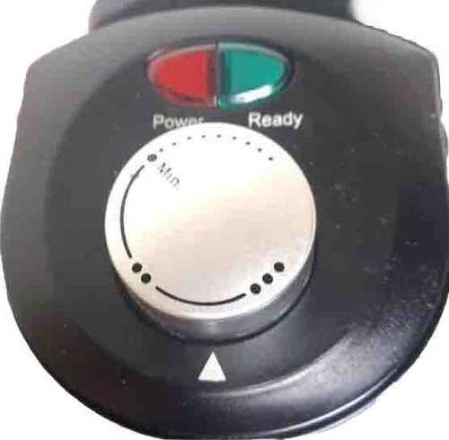 Oster Flip Rotating Adjustable Temp Rotary Non-stick Belgian Waffle Maker 3874 - Bild 4 von 9