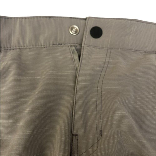 NUEVO CON ETIQUETAS SPYDER Elastizado Híbrido 19" Hydro Walker Gris Board Shorts Nadar Hombres Talla L - Imagen 10 de 13