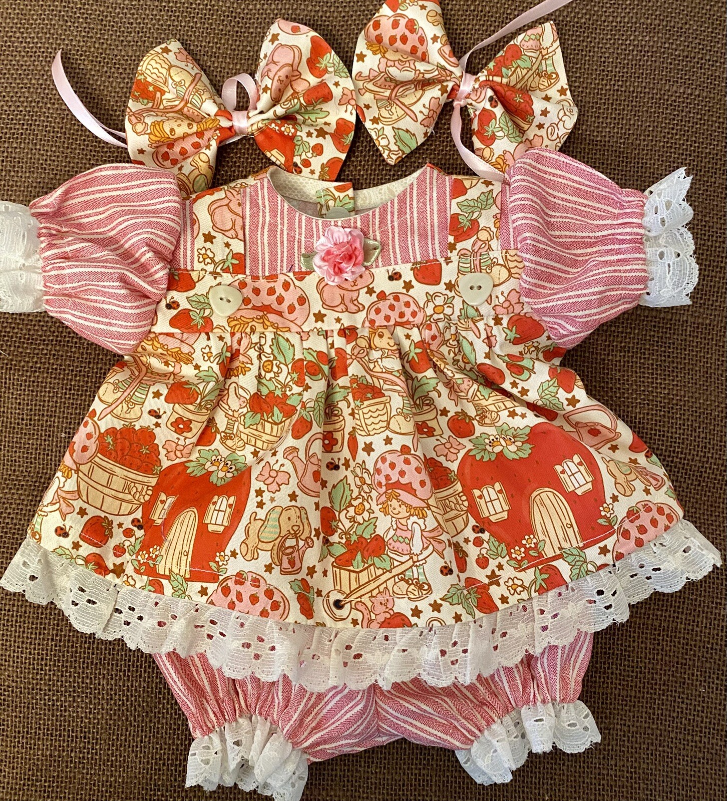 Cabbage Patch Kid  16 Inch New  Dress Set Strawberry Shortcake