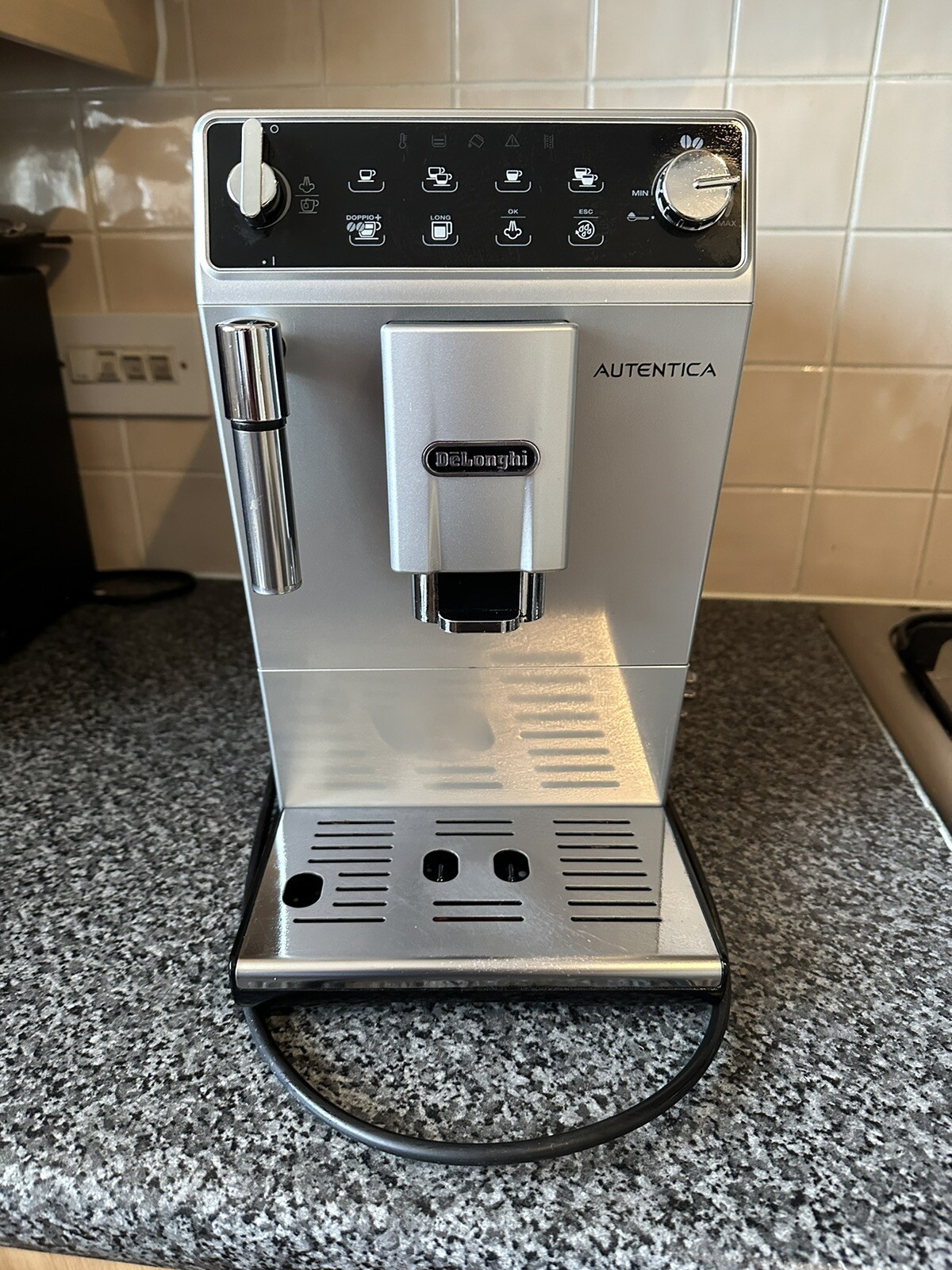 De'Longhi ETAM29.510.SB BeantoCup Automatic Coffee Machine Silver