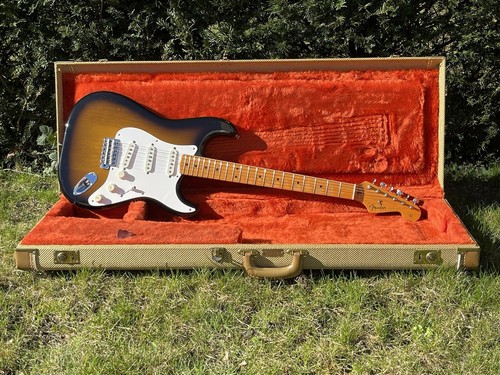 1984 caramelle custodia Fender AVRI Stratocaster USA Fullerton American Vintage 57 RI! - Foto 1 di 24