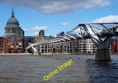 Foto 12x8 London, EC1 - Millennium Bridge Diese Fußgängerbrücke, die neueste exc c2012