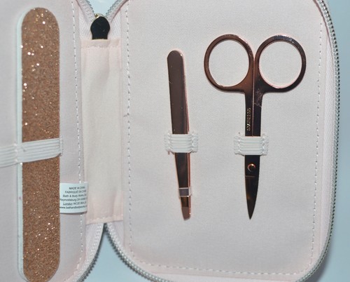 BATH & BODY WORKS GOLD GLITTER BEAUTY BAG TOOL TRAVEL KIT NAIL CLIPPER TWEEZERS - Picture 7 of 9