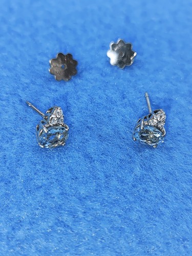 Halskette und Ohrringe aus 585 Weißgold mit Aquamarin und Diamanten - Bild 9 von 11