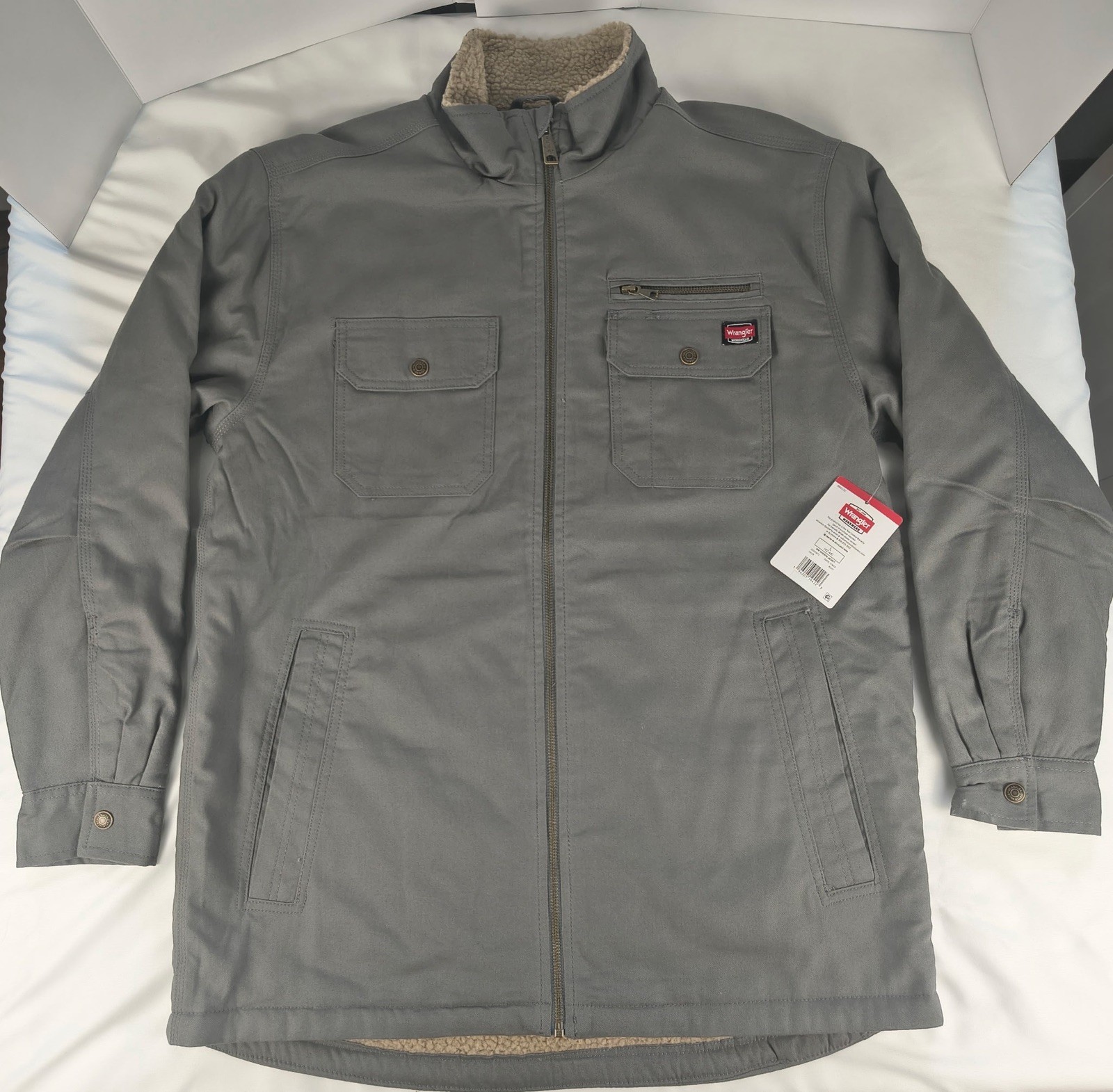 Wrangler utility zip sherpa lined field Jacket Size medium