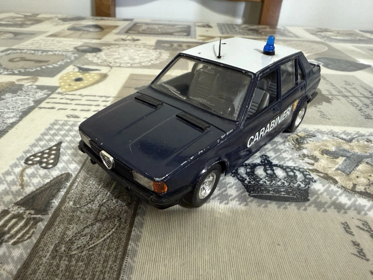Burago #4110 Alfa Romeo Giulietta Alpilatte 1/43 - Occasion Boîte - RetroCBA.com