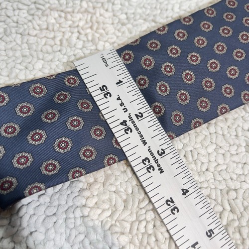 Christian Dior 100% Silk Tie Italian Fabric Made In USA Vintage Classic Style - Picture 9 of 10