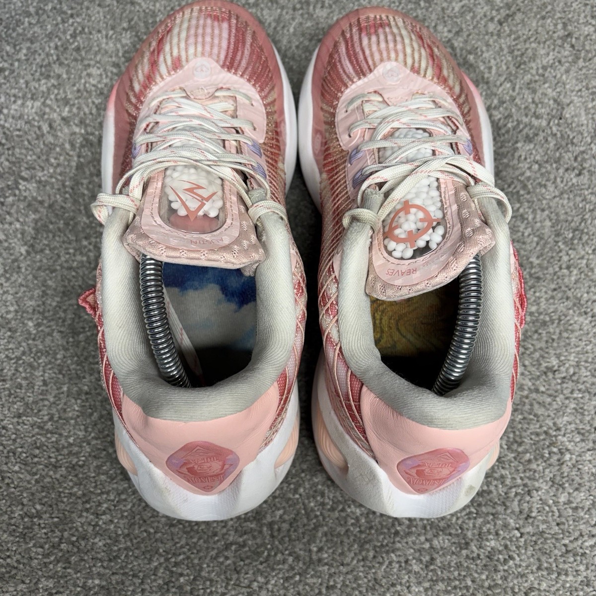 Rigorer Austin Reaves AR1 Valentine Day Basketball Shoe Pink White Z323360104-11 Rigorer AR 1 Valentine main image 2