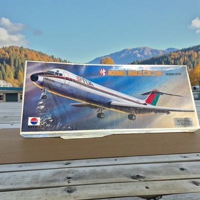 Nitto 1/100 McDonnell Douglas DC-9 Model Kit Japan Import Sealed Vintage READ
