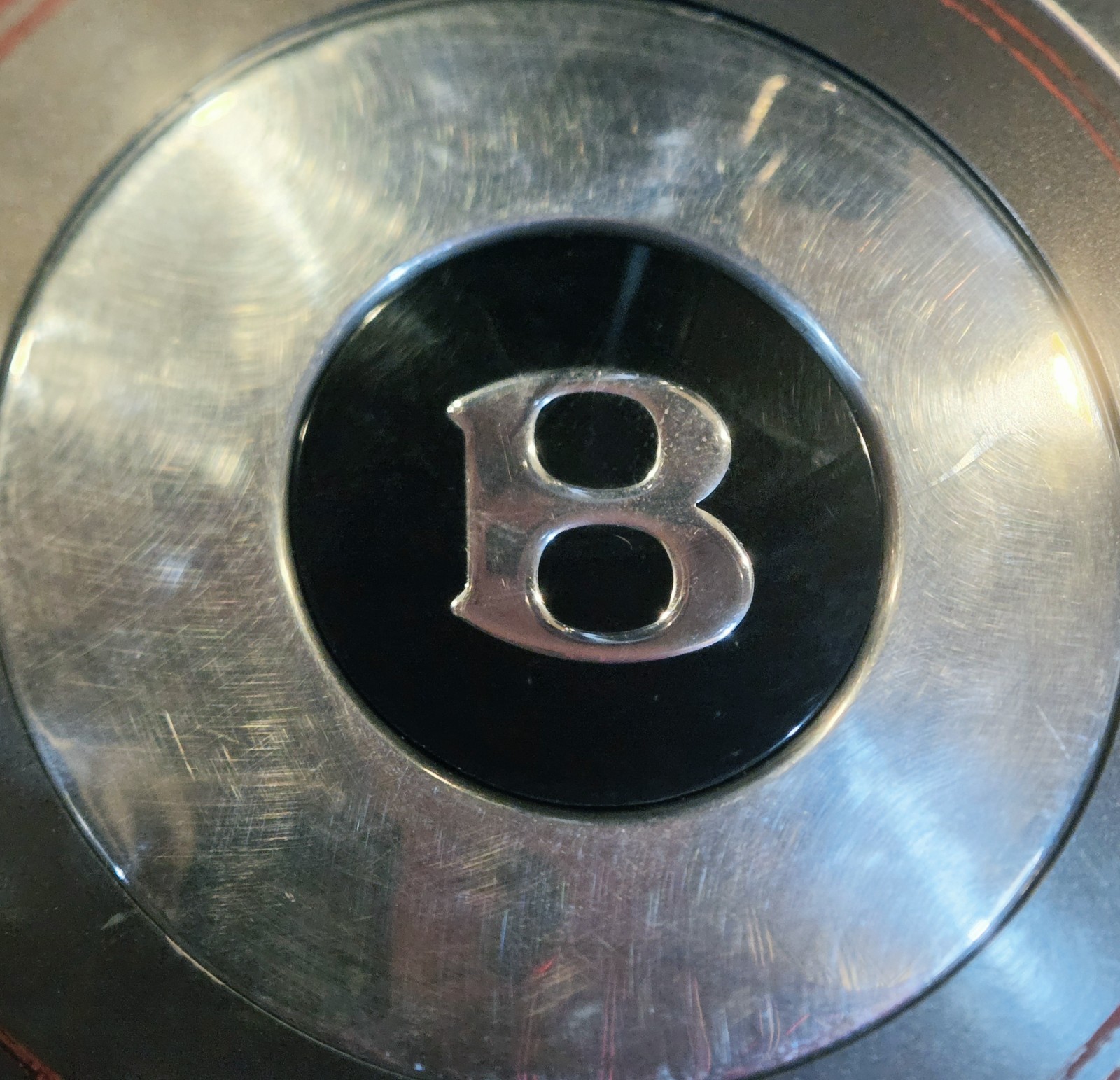Bentley Continental 1986-1989 Hubcap