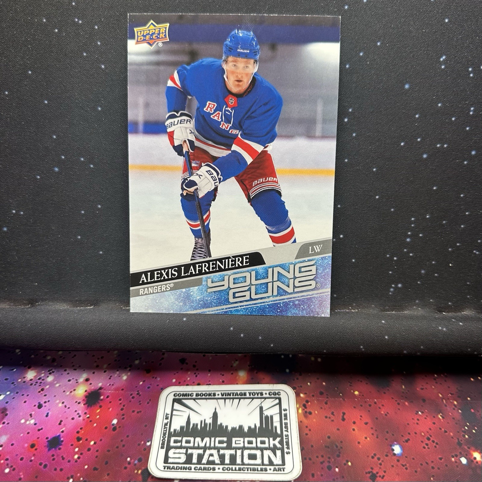 Alexis Lafreniere #201 2020-2021 Upper Deck Young Guns Jumbo RC NHL Raw KD
