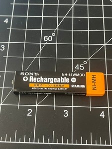 Sony Ni-MH 1350 mAh Rechargeable GumStick Battery (NH-14WM) - TESTED WORKING
