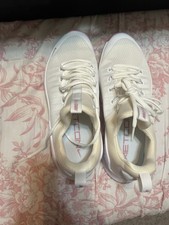 Nike White/Pink Low Top Lace-Up Athletic Snea...