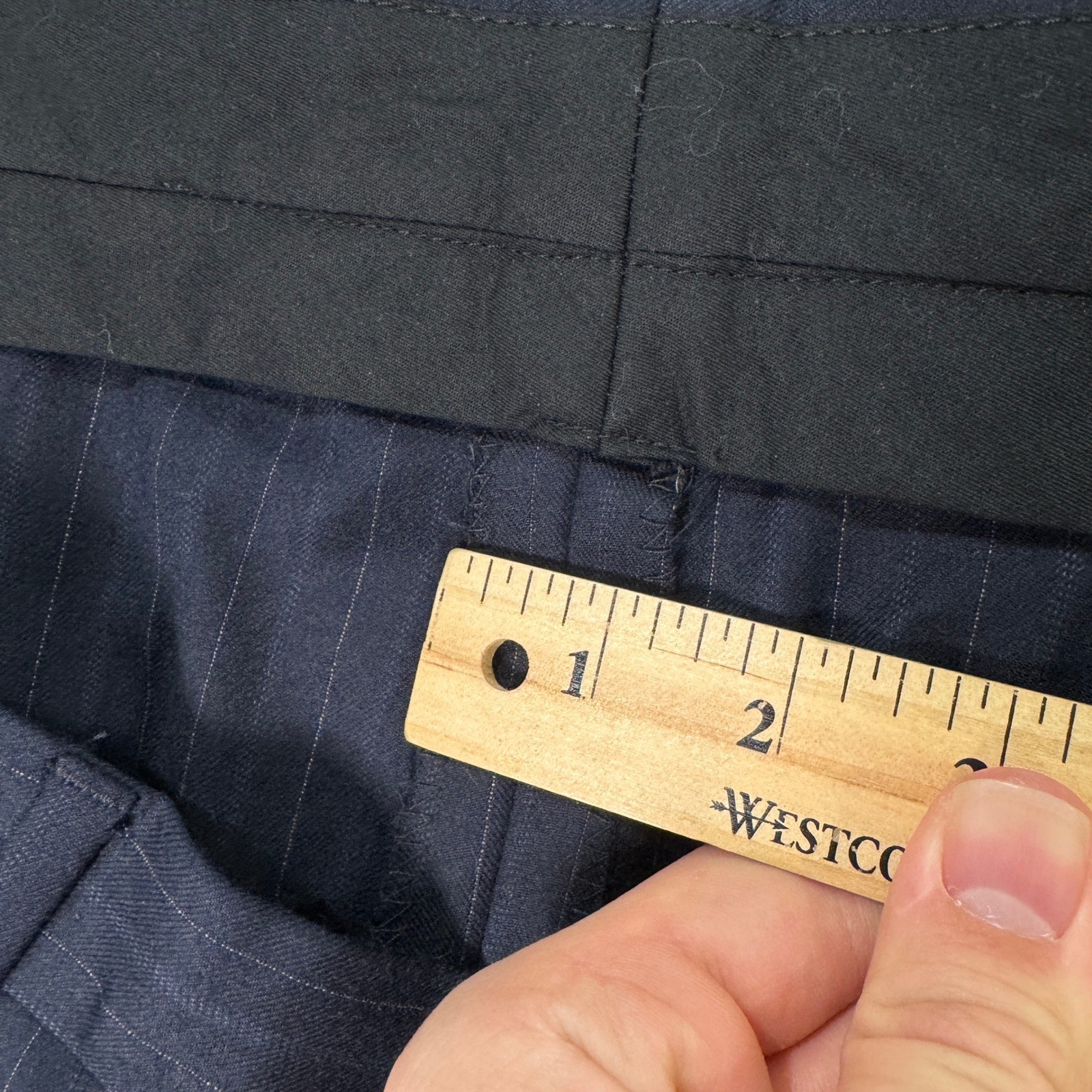 Hart Schaffner Marx Mens 46R Navy Blue Pinstripe 2-Piece Suit Preppy 42x28 EUC