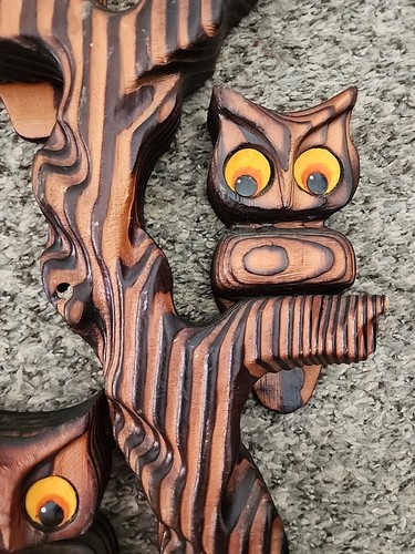Wooden Owls Sitting In a Tree Big Eyes Wall Hanging 3D - Picture 3 of 7