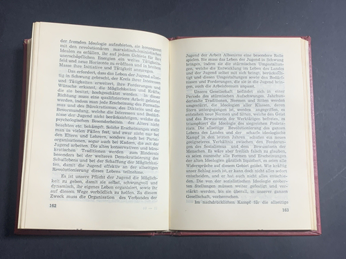OLD ALBANIA BOOK-ENVER HOXHA-BERICHT-ZENTRALKOMITEES DER PARTEI-1972-COMMUNISM - Picture 11 of 17