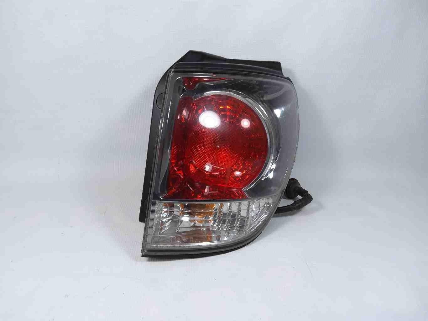 0003 Lexus RX300 Tail Light Assembly Passenger RH Scratch Lens See Pic