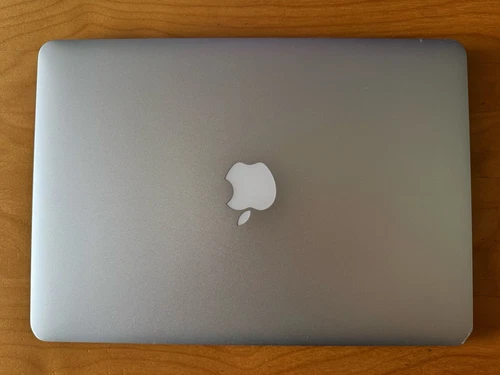 APPLE 13,3” MacBook Air (2013) - Intel Core i5 1,3 GHz - 4GB RAM  - TOPZUSTAND
