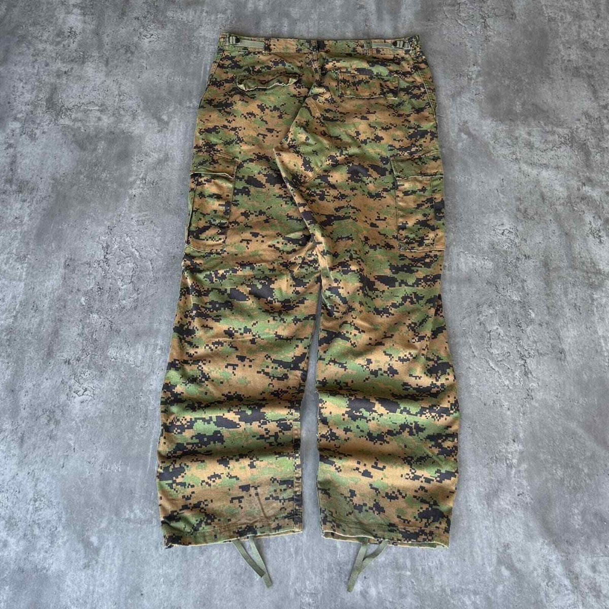 Vintage Y2K Camo Cargo Baggy Grunge Opium Cyber Technical Utility Pants Vintage Y2K Camo Cargo Baggy Grunge Opium Cyber Technical Utility Pants