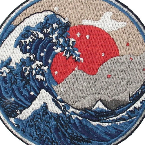 Embroidered Patches Iron Sew On clothing Patch Badge appliques Wave off Kanagawa - Image 2 of 4
