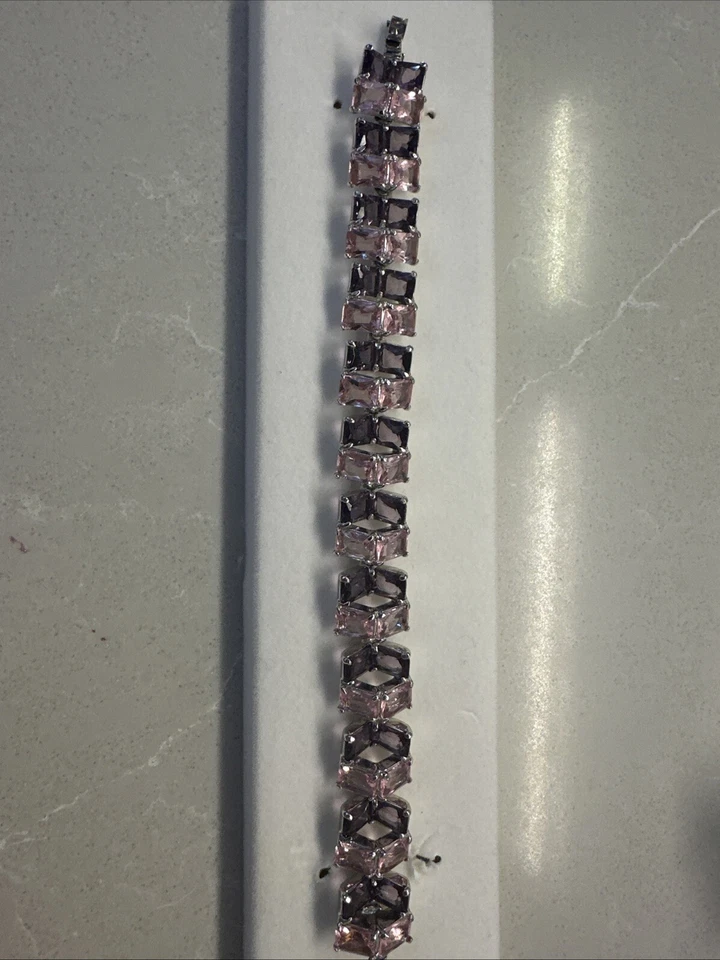 Pulsera rosa Nolan Miller circonita cúbica Amy $95 Foto 2 de 4