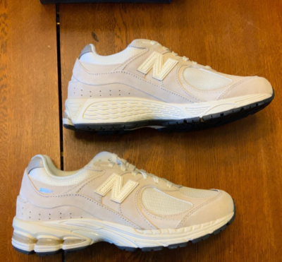 New Balance 2002R, Style# M2002RCC, Size 7.5 Men's,9 Women's New Balance 2002R, Style# M2002RCC, Size 7.5 Men's,9 Women's
