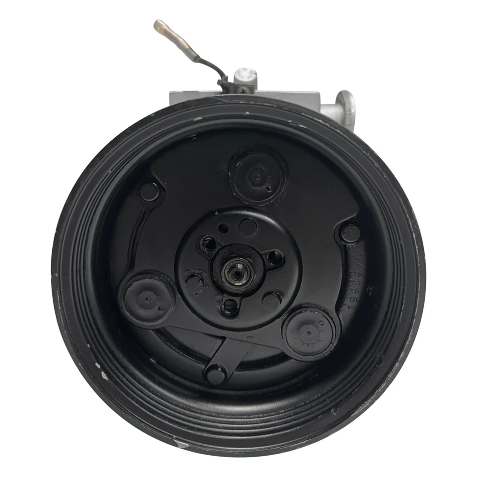 Compresor de aire acondicionado RYC remanufacturado EG485 para Mitsubishi Galant 2,0 L 1989 1990 Foto 3 de 4