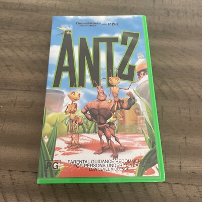  Antz VHS Movie 1998 DreamWorks and PDI Woody Allen Sharon Stone Classic Vintage