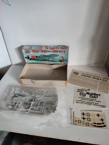 ALTES MODELL AIRFIX FLUGZEUG FOCKE WULF FW 190A-8/F-8 1/72 KOMPLETT