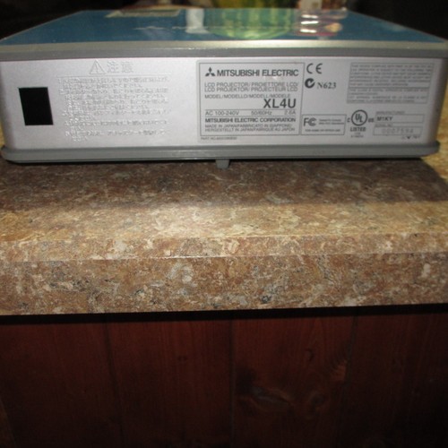 MITSUBISHI XL4U LCD DIGITAL PROJECTOR TESTED EXCELLENT WORKING CONDITION last 1 - Picture 6 of 14