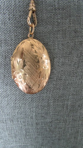 Vintage Winard 12K gold filled large etched locket on Lestage 24" G.F. chain