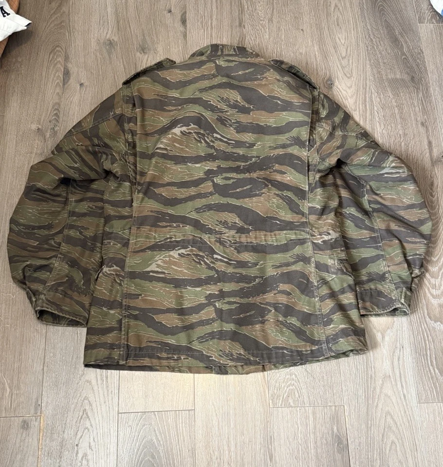 Tiger Stripe Camouflage Military Vietnam M-65 Field Coat Army M65 Jacket Large - Image 2 of 4