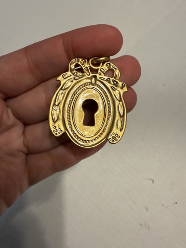 Vtg Juicy Couture Gold Tone Purse Keychain Charm J Letter Lock Keyhole Heart - Picture 6 of 7
