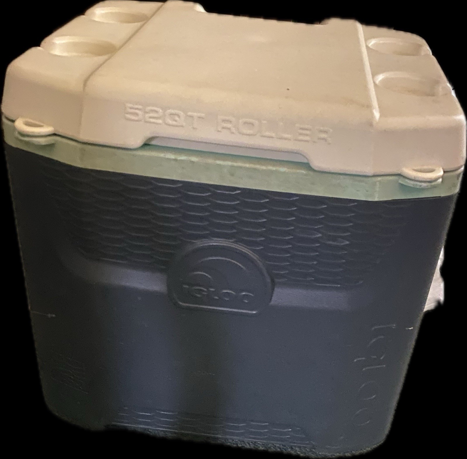 Ice Chest 98 Can Capacity