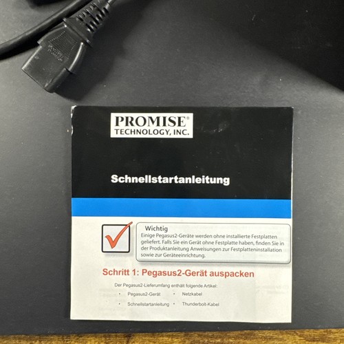 Promise Pegasus2 R8 24TB 8-Bay RAID Array MOVIE BODYD Backup Drive LESEN - Bild 8 von 10