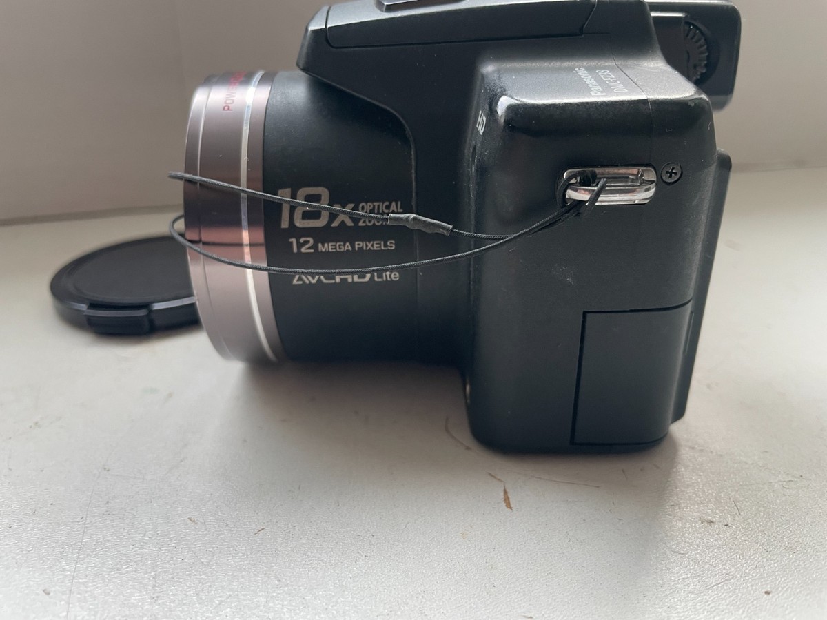 美品　【Panasonic LUMIX DMC-FZ38】 Panasonic LUMIX DMC-FZ38 12.1MP Digital Camera - Black for sale