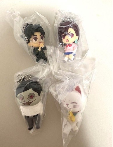 Defofig! Dandadan Llavero Juego Completo de 4 Cápsulas Juguete Gacha NUEVO - Imagen 2 de 2