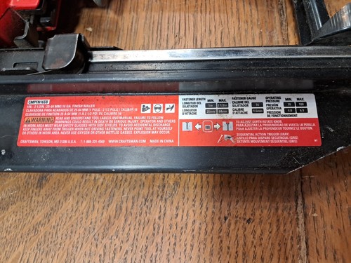 Clavadora Craftsman 16 Ga. Acabado Recto CMPFN16SB Usada M32 - Imagen 3 de 7