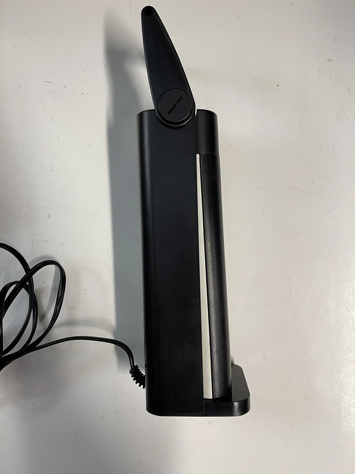 Ott-Lite TrueColor 13W Plegable Ajustable Luz de Tarea Bombilla de Bajo Deslumbramiento No Incluida Foto 2 de 4