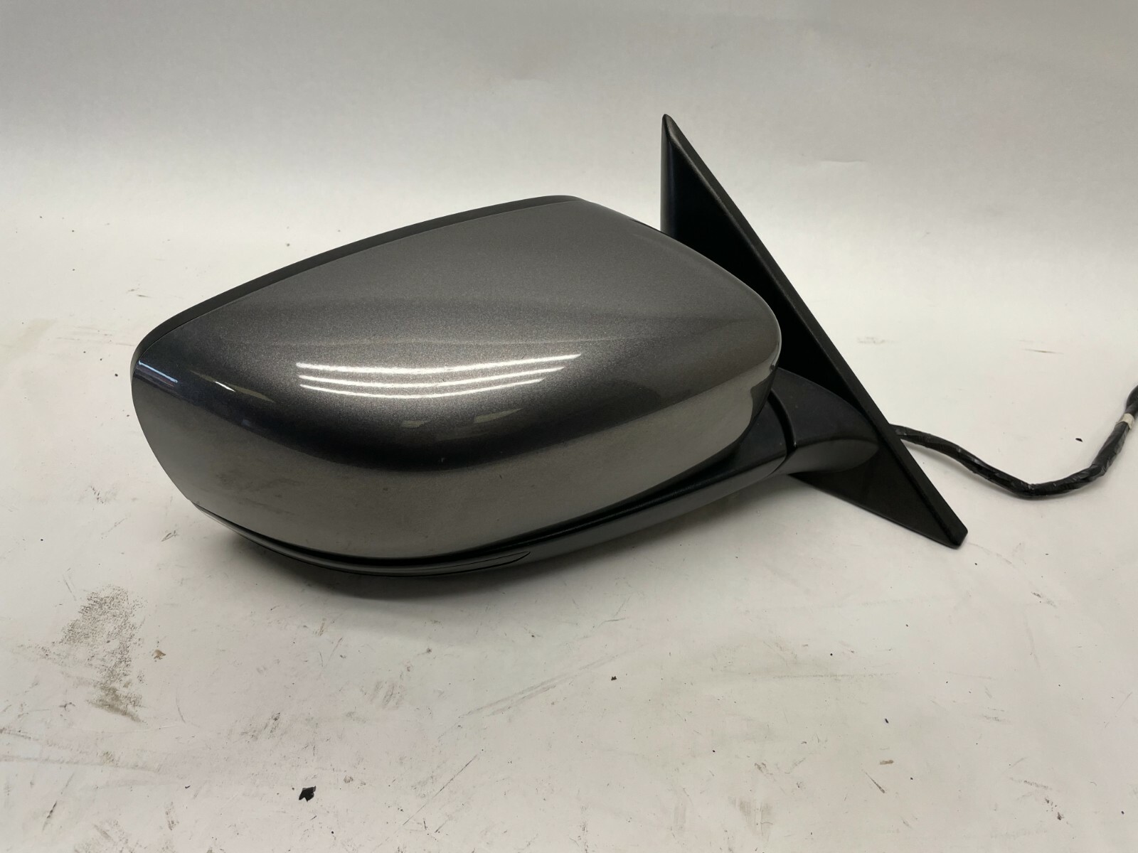 2014-2016 MASERATI GHIBLI RIGHT RH DOOR MIRROR GRAY PAINT SOME DAMAGE
