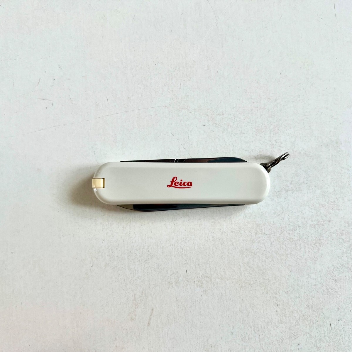デジタルカメラ Leica VICTORINOX Swiss Army Knife Brand New Unused Leica Victorinox Classic SD Swiss Army